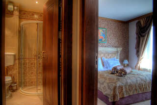 Отель Hotel Iva & Elena Пампорово One-Bedroom Suite Section Elena (child up to 5.99 years is for free)-4